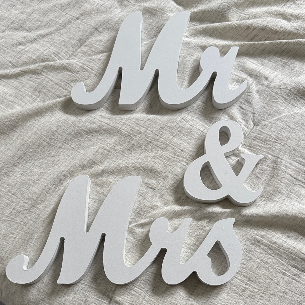 White Mr & Mrs Decorative Signs